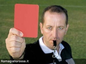 Arbitro cartellino rosso