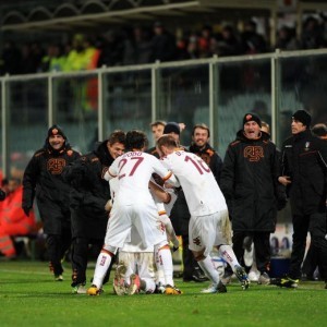 Roma-in-semifinale-di-Coppa-Italia-Destro-ha-steso-la-Fiorentina_-Rissa-finale-1-300x300