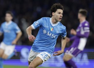 Napoli-Fiorentina 2-1: Conte riparte dopo la Champions, +3 sulla Roma. Ansia per Di Lorenzo verso la sfida del Maradona