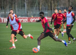 Roma, ripresa a Trigoria verso il Napoli: Vaz torna in gruppo, Dybala e Hermoso puntano al rientro. Ancora out Koné e Ferguson