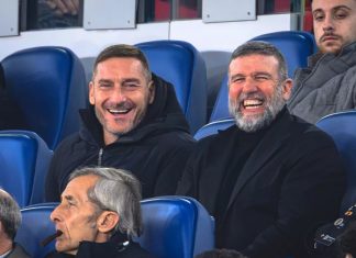 Totti torna all’Olimpico da tifoso per Roma-Cagliari: applausi dei 60mila e segnali concreti sul possibile ritorno in società
